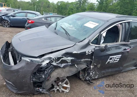 2022 Chrysler Pacifica Touring L z USA, uszkodzony, nr VIN 2C4RC1BG3NR142631